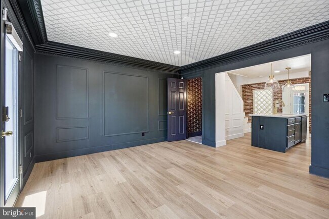 Photo - 708 I St SE