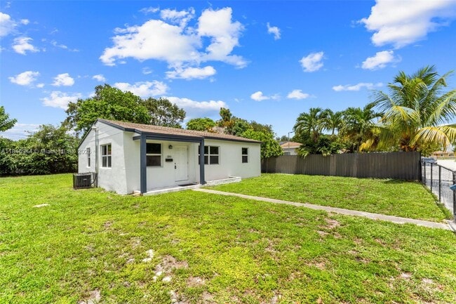 Building Photo - 1245 NW 84th Ter Rental