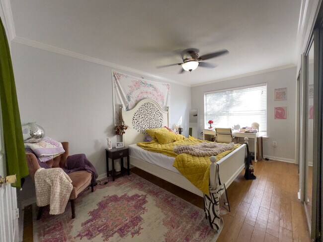 Photo - 501 W 26th St