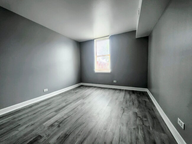 Photo - 1846 S Karlov Ave Unit 3