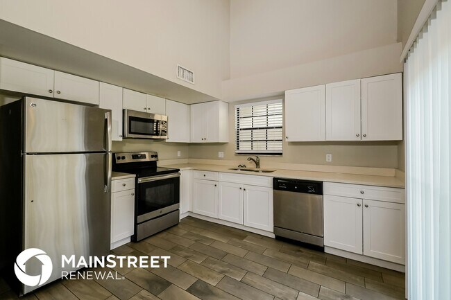 Photo - 604 Breezeway Ct