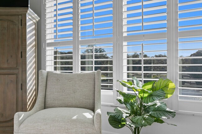 Photo - Executive Style 3 bed 2.5 bath home on Hil...