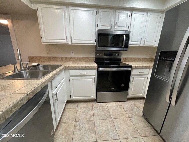 Photo - 2121 W Union Hills Dr Unit 108