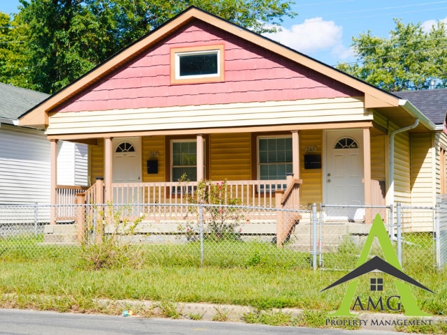 Building Photo - 567 N Belmont Ave Rental