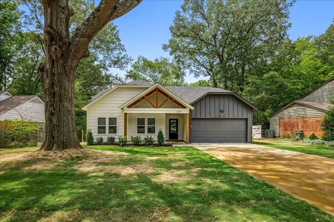Photo - Stunning New Construction House in East Memphis!