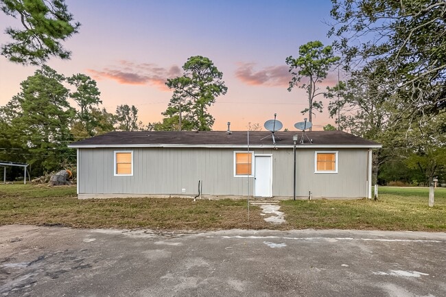 Photo - 340 Magnolia Dr House