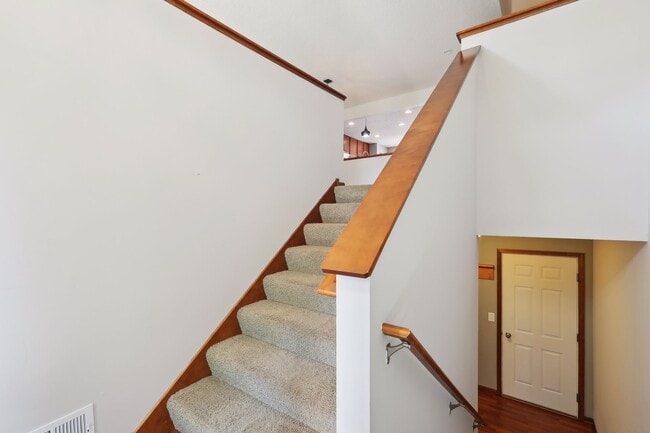Photo - 15024 Farnham Ave N
