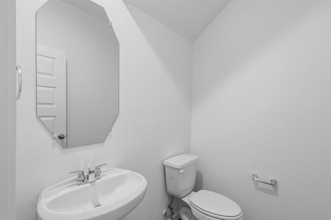 Building Photo - 7720 Inwood Grv Ln