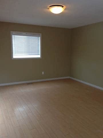 Photo - 8917-8972 72 Ave Unité A