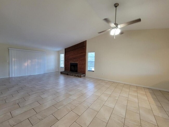 Photo - 7857 Pinehurst Dr