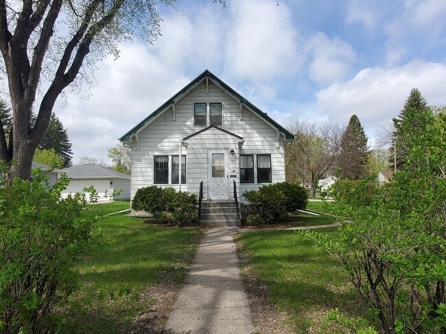 Photo - 1502 Cottonwood St