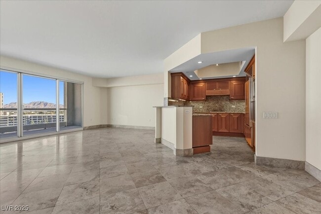 Photo - 2777 Paradise Rd Unit 707