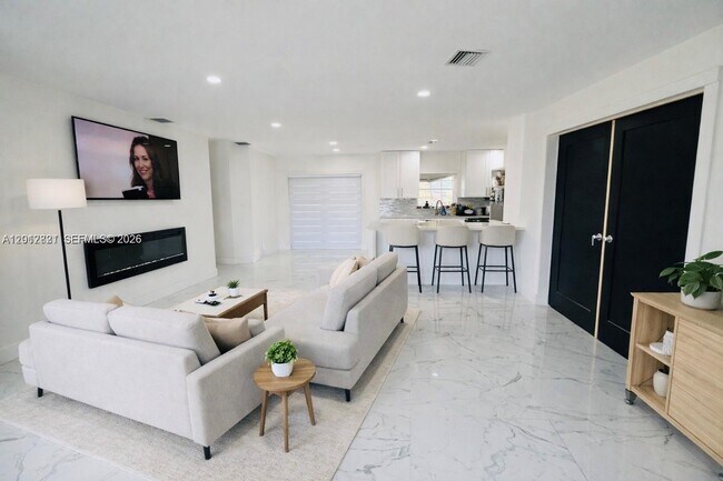Photo - 17010 NW 53rd Ave