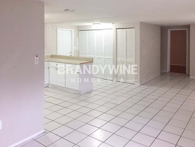 Photo - 10112 N Lantana Ave