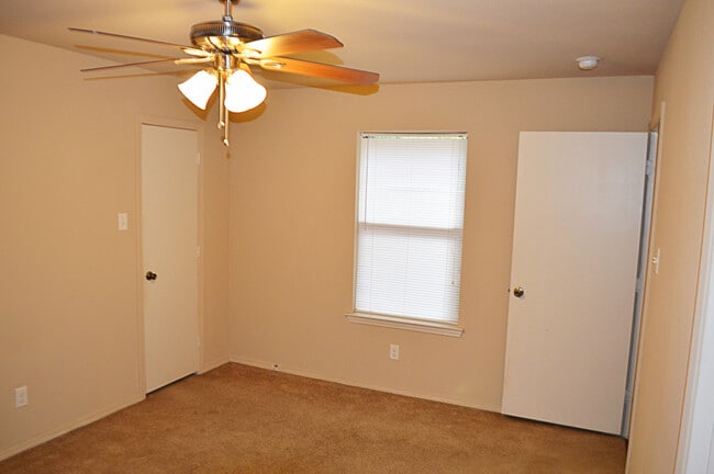 Photo - Inviting 1-Bed, 1-Bath Duplex with Fenced Backyard