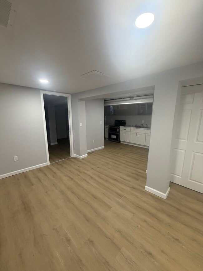 Photo - 175 Laurel Ave Unit #3