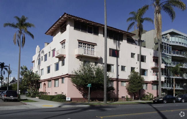 The Palomar Apartments For Rent In San Diego Ca Forrent Com The Palomar Apartments For Rent In San Diego Ca Forrent Com