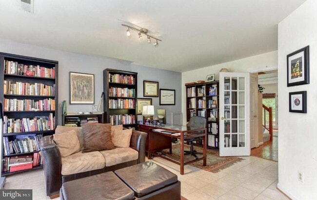 Photo - 4804 Heron Neck Ln