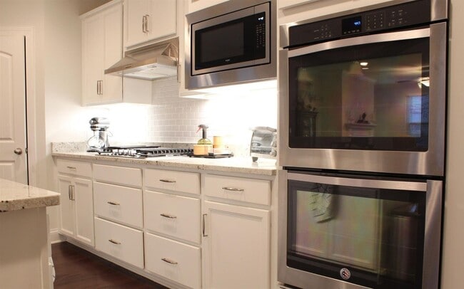 Photo - Low Maintenance All Brick Home!