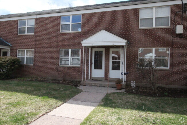 Building Photo - 51 Arnold Way Unit 51 Rental