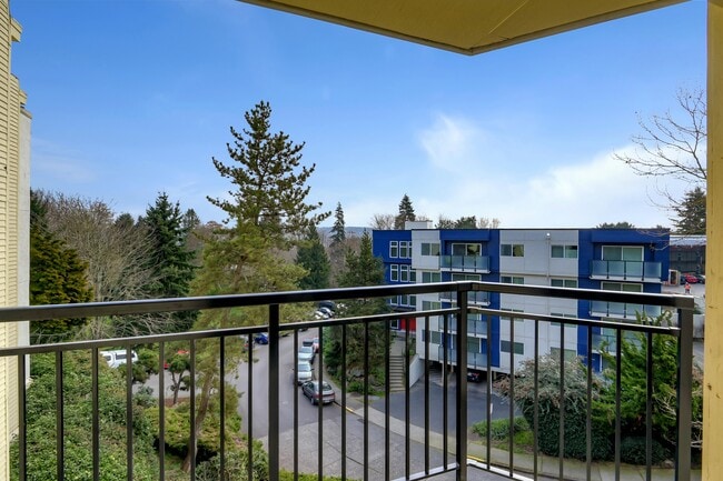 Photo - Lawton Park Apartments