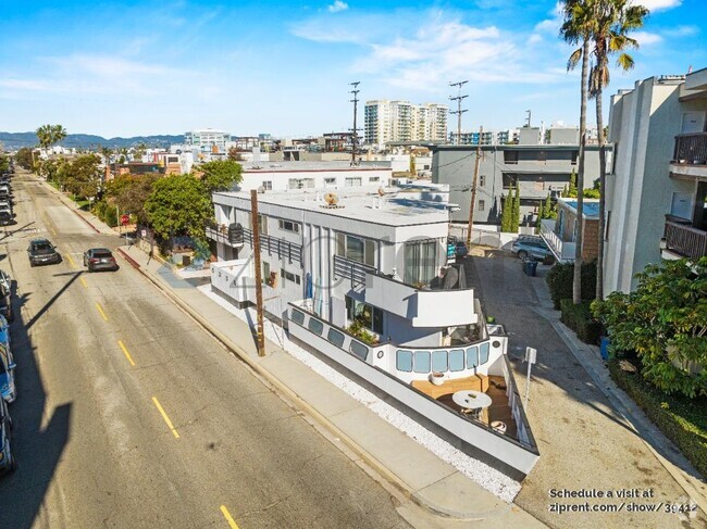 Building Photo - 3906 Pacific Ave Rental