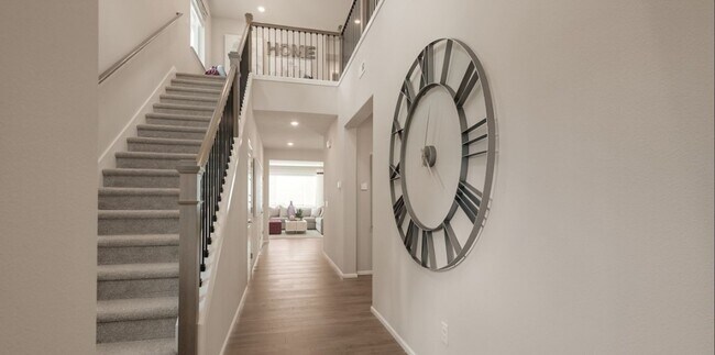 Photo - Spacious 5-bedroom, 3.5-bath in Tahoma Ridge Community