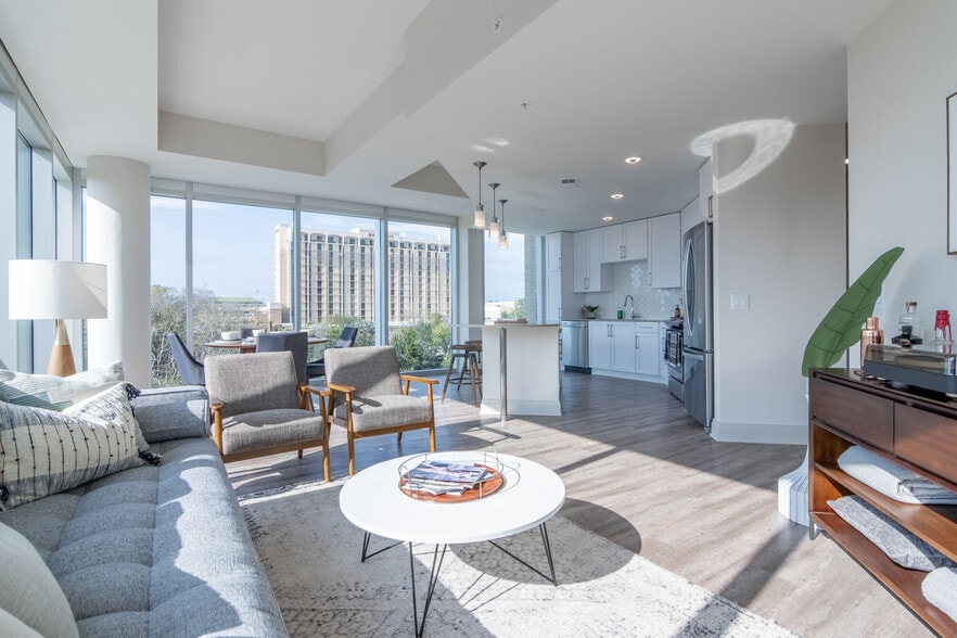 10 WestEdge apartments — community photo