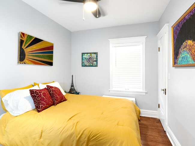 Photo - 1926 Wisconsin Ave