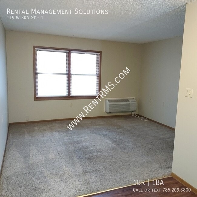 Photo - 119 W 3rd St