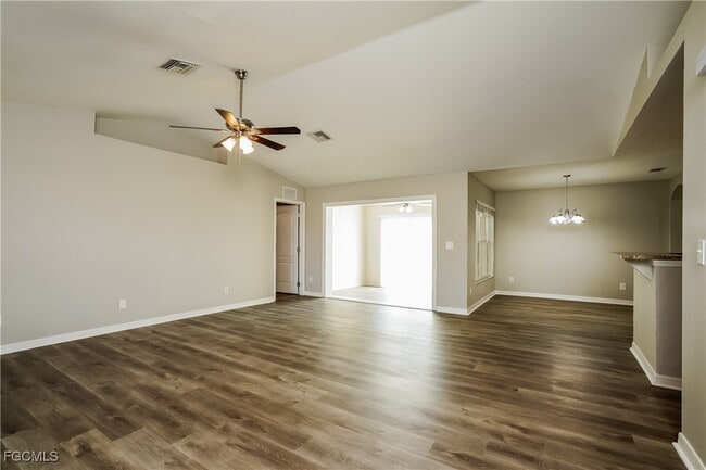 Photo - 1422 NW 1st St