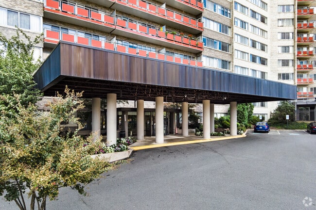 Photo - The Pavilion on the Park