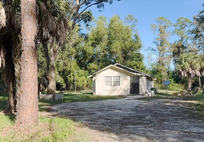 Photo - 1747 Acremaker Rd