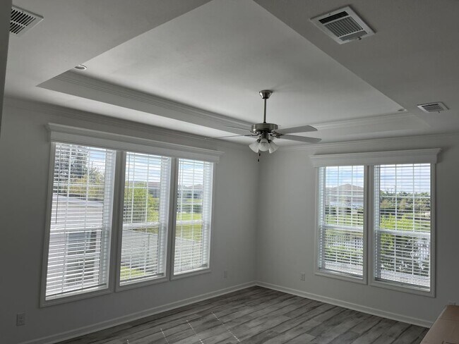 Photo - 24300 Airport Rd