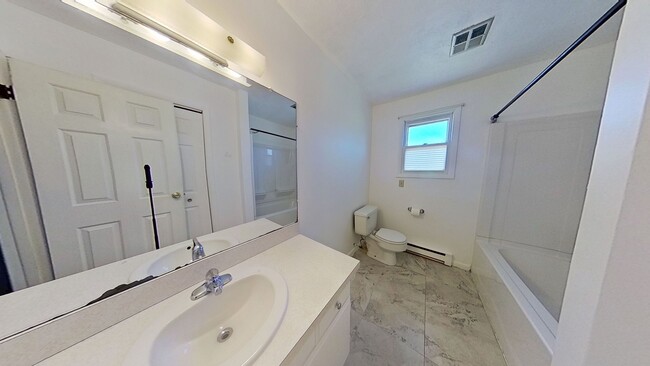 Photo - Charming 2 Bedroom Townhouse
