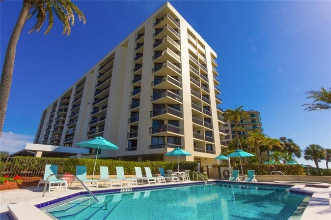 Photo - 690 Island Way Unit 708