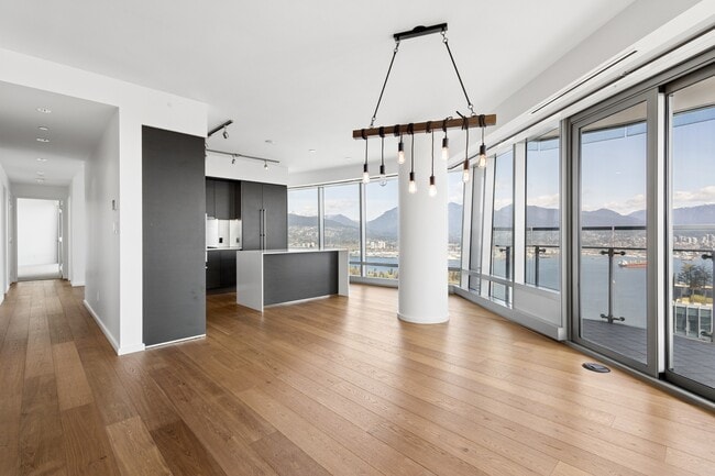 Photo - 1151-1151 W Georgia St