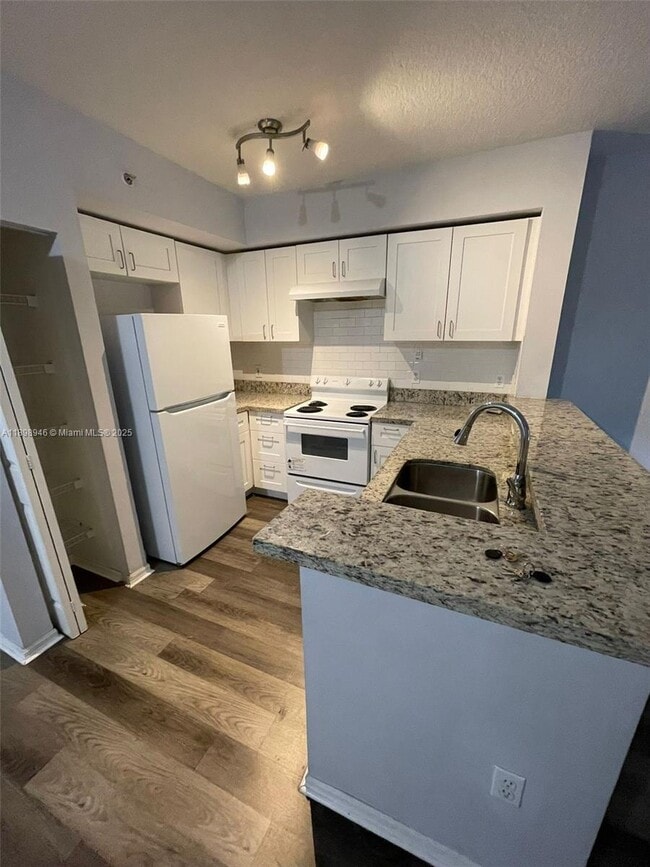 Photo - 11040 SW 196th St Unit 211