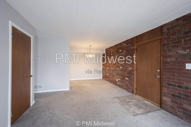330 Progress Rd Unit A12
