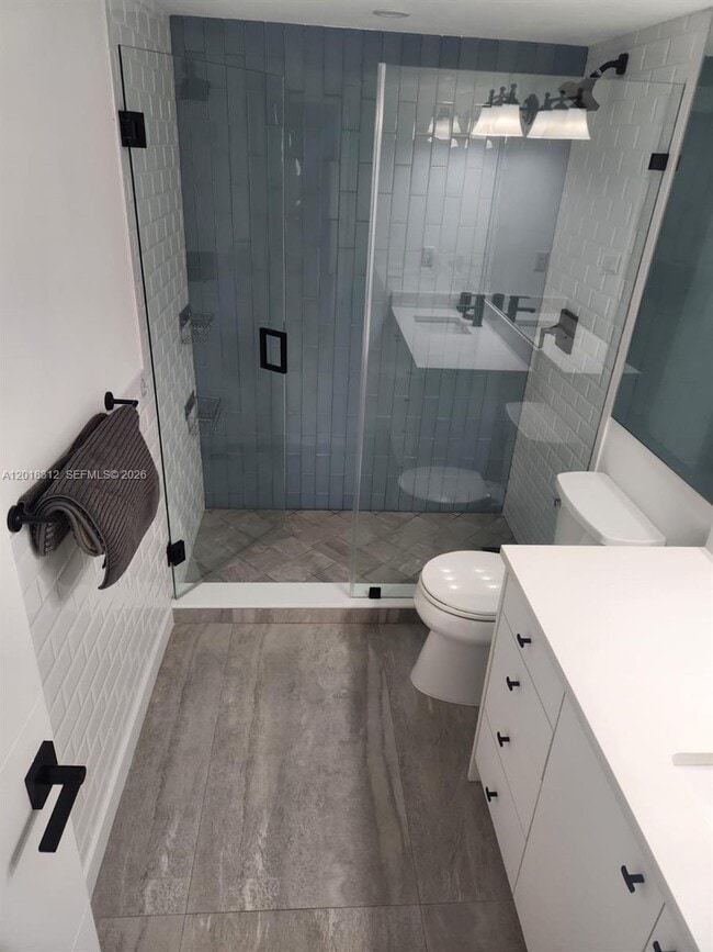 100 Golden Isles Dr Unit 409