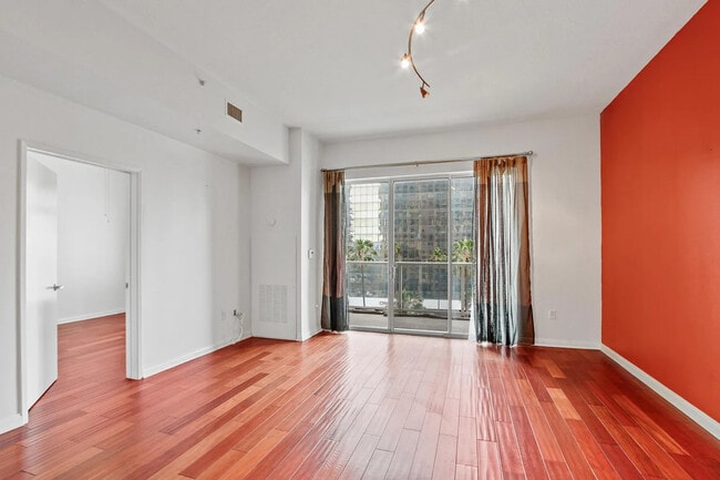 Photo - 488 E Ocean Blvd