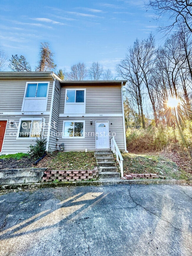 Photo - 526 Granite Ridge Pl