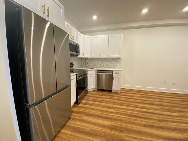 2325 Germantown Ave Unit 2