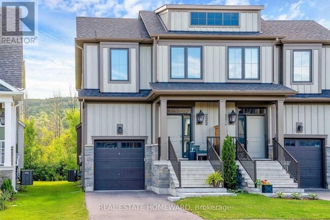 Photo - 222 Yellow Birch Cres