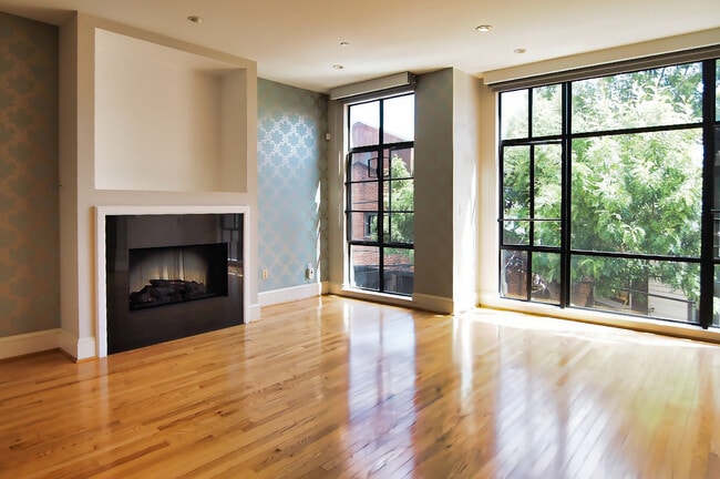 Building Photo - 72 Langton St Unit 2