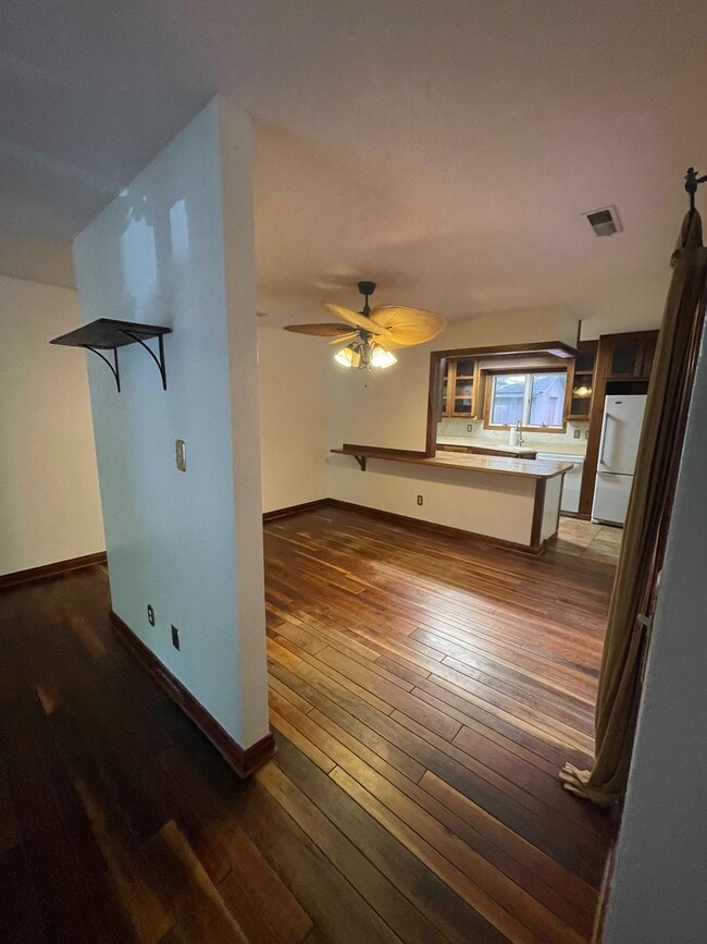 Photo - 94 Wildwood Dr