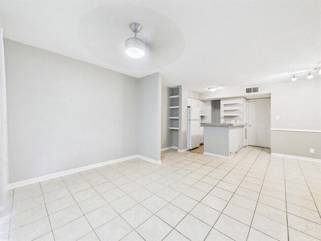 Photo - 3018 S 1st St Unit 109