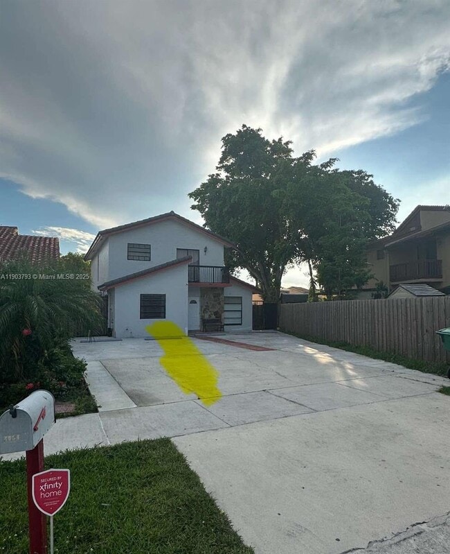 Building Photo - 6054 SW 133rd Pl Unit A