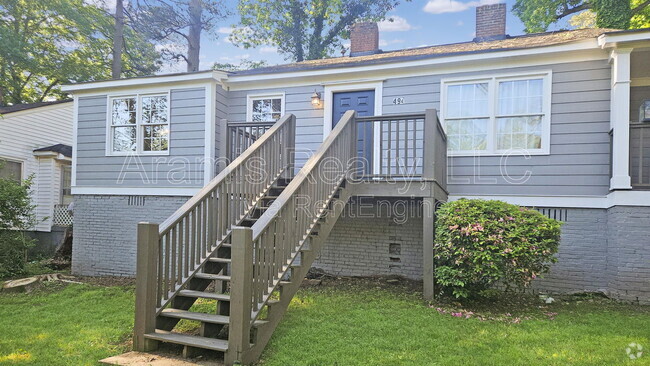 Building Photo - 494 Birney St NE Rental
