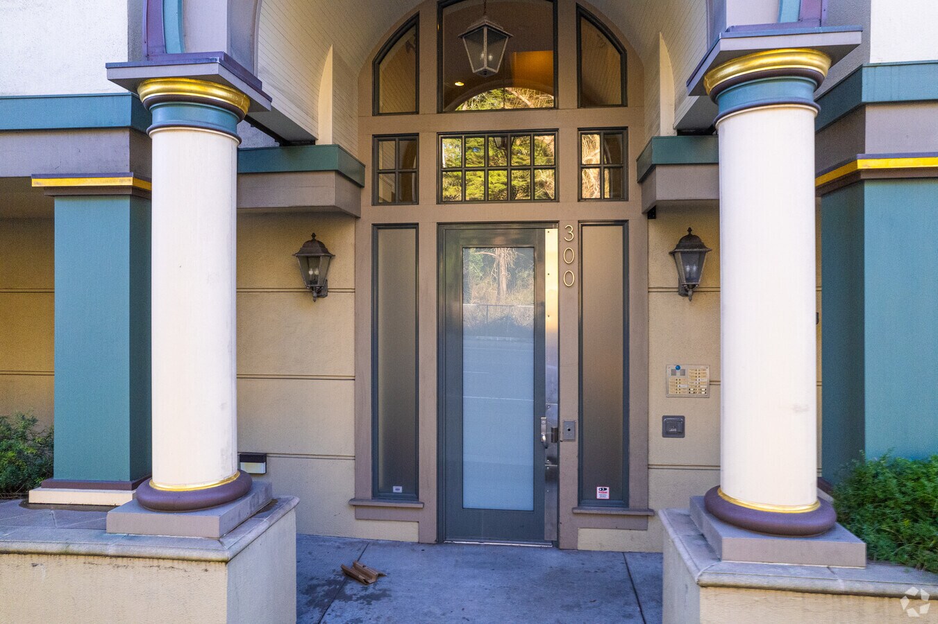 Entrance - 300 Laguna Honda Blvd